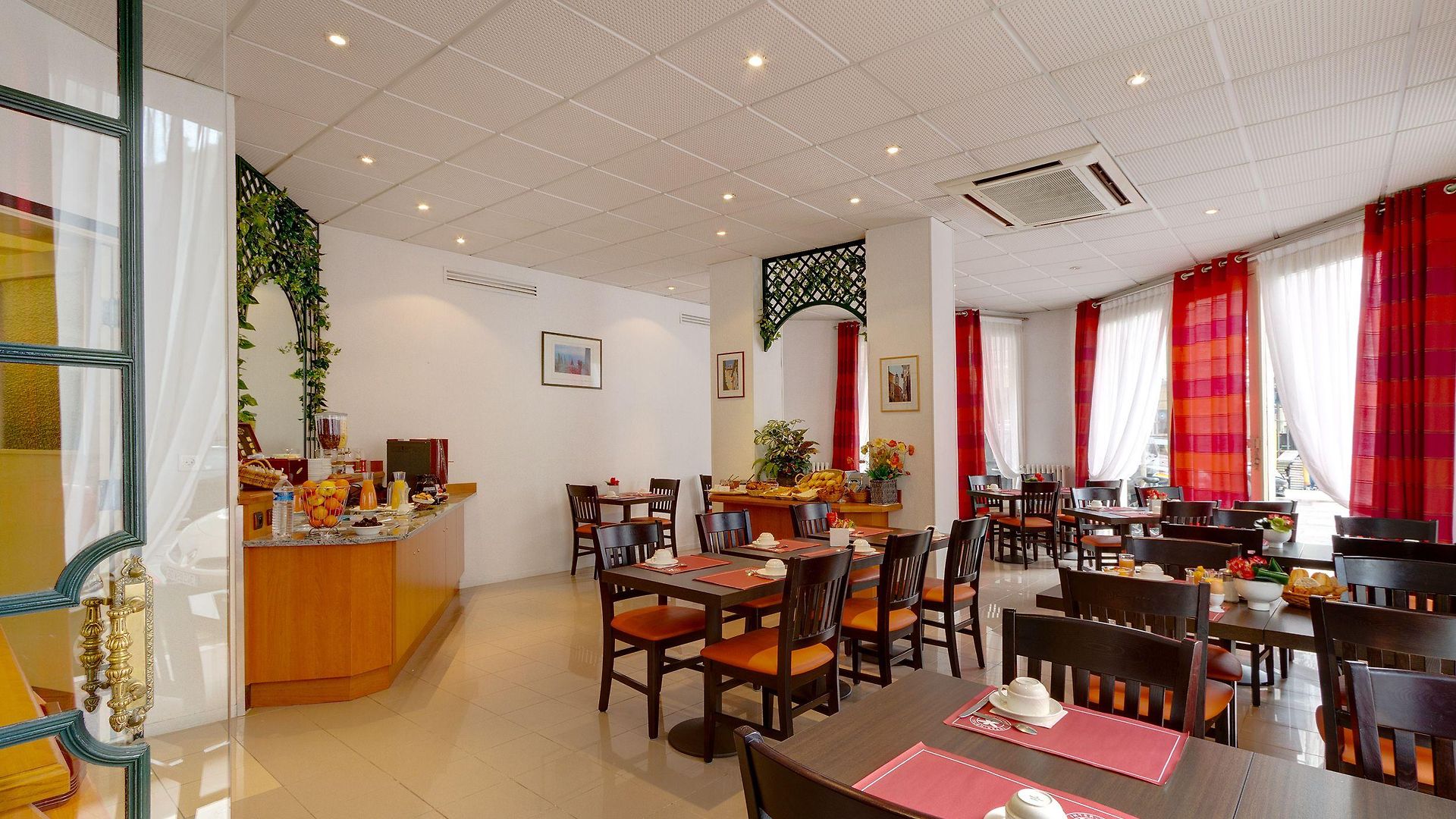 Le Riviera Collection, Signature Collection By Western Nice