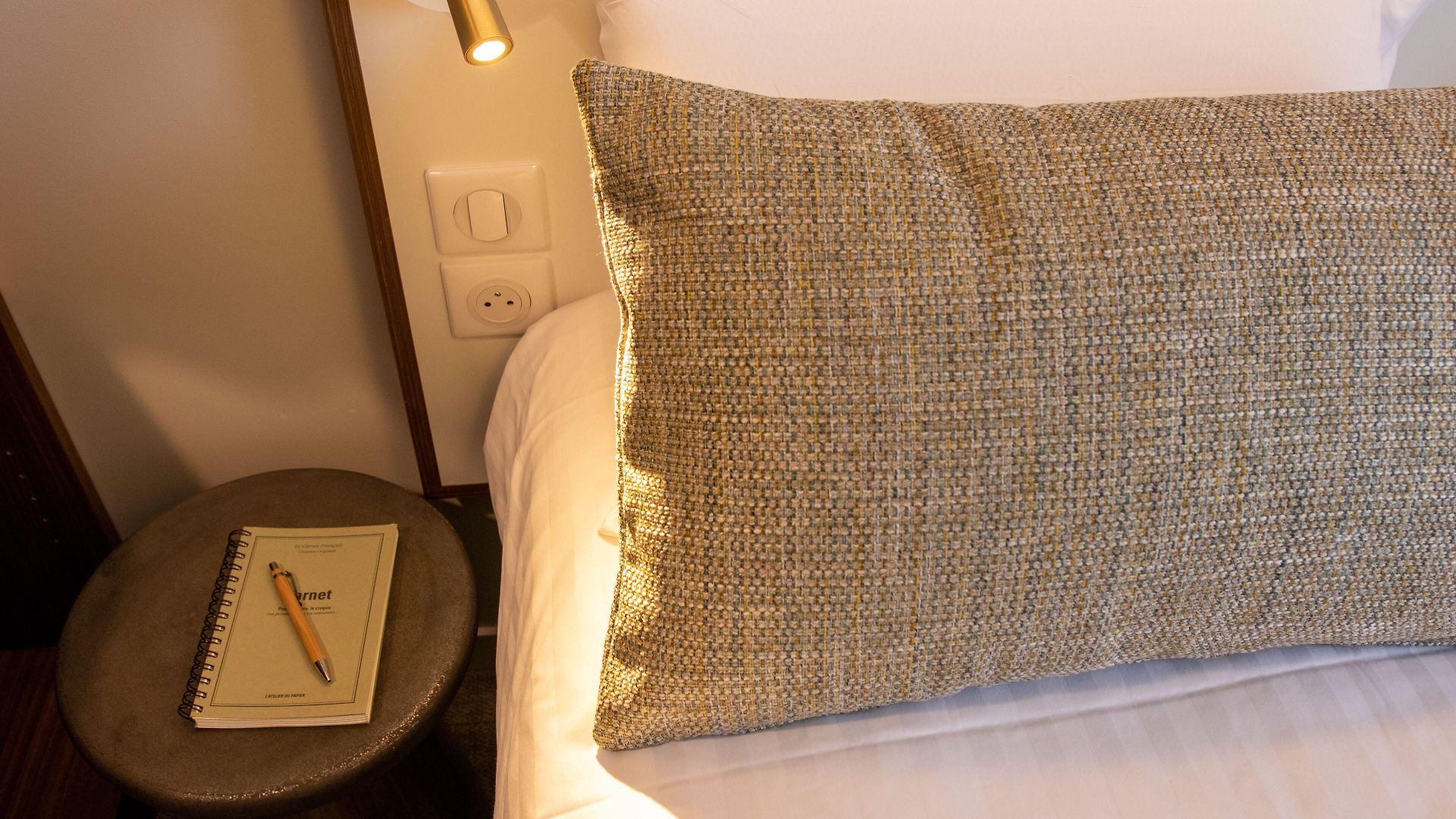 Du Pin Port Hotel 3*