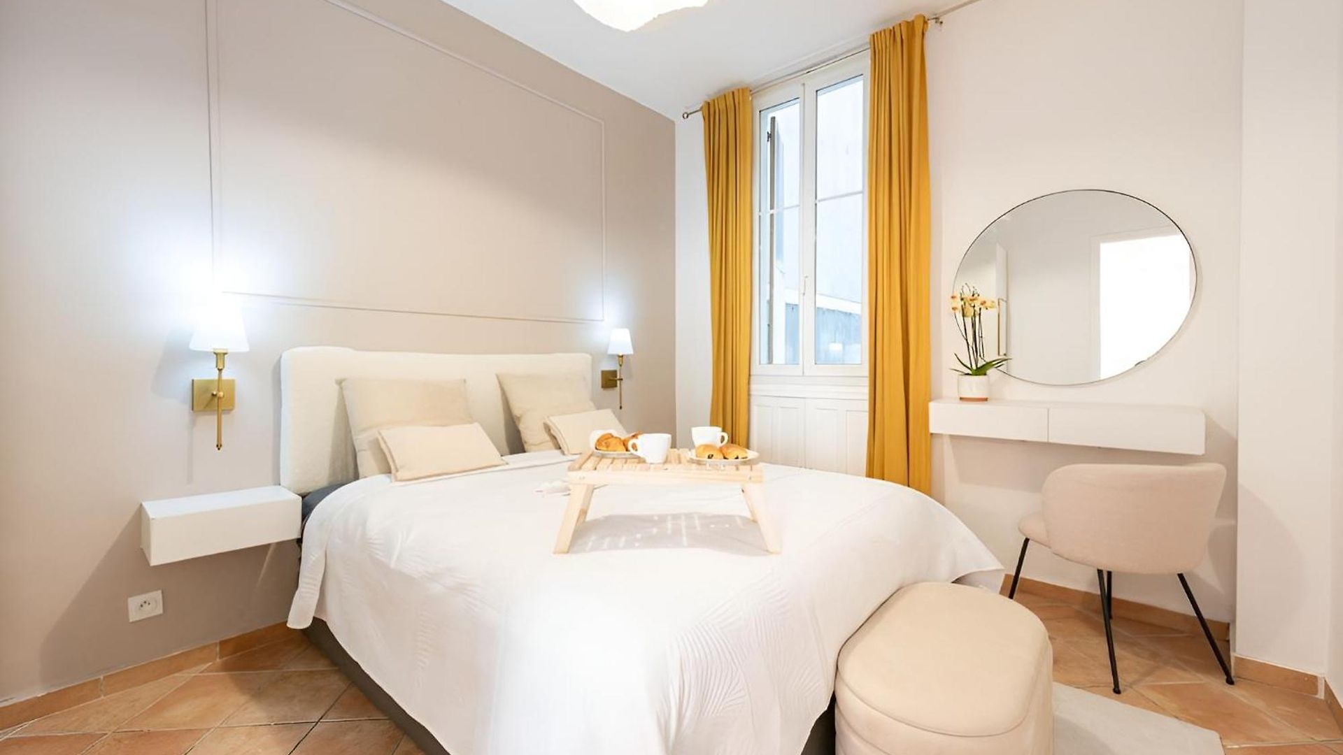 Apartment Azur Elegance Air Conditioning 8 Min Sleeps 6 *