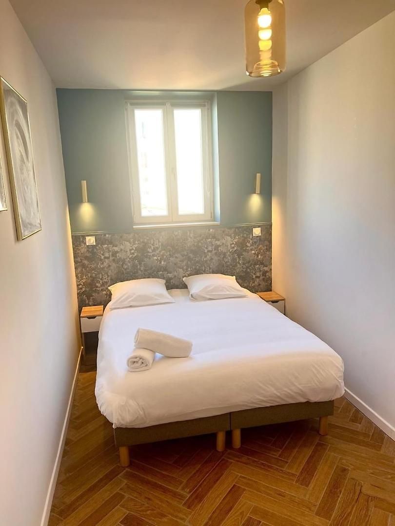 Appartement Massena 27 *