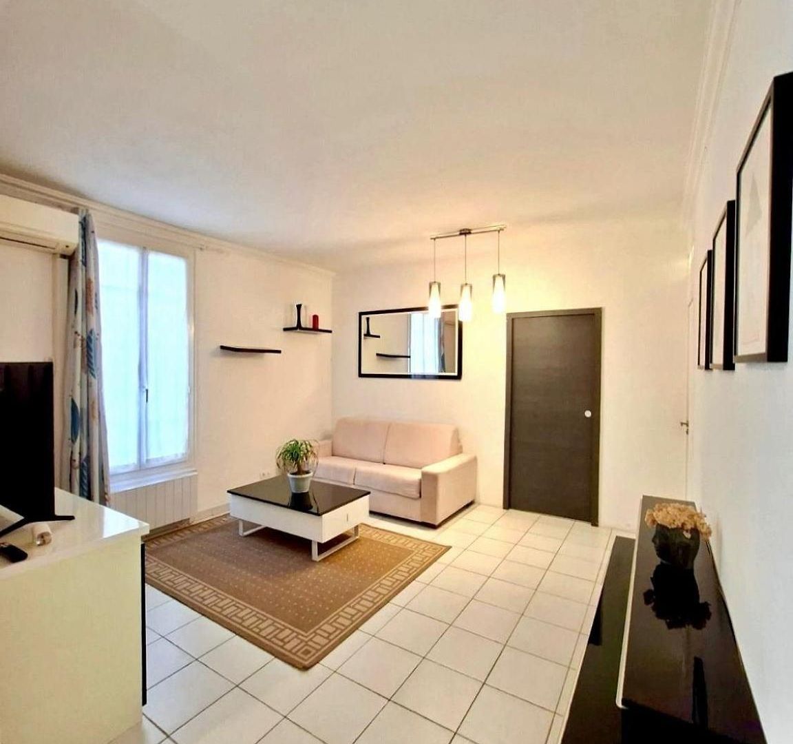 2 Pièces En étage Au Centre-ville De Appartement Nice