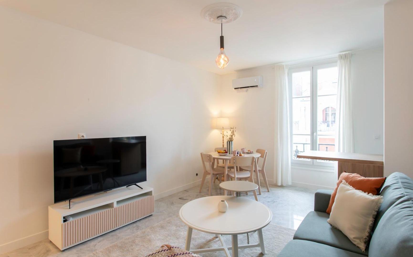 L3- 2p Clémenceau, Centrale, 10 Min Place Massena-ac Appartement *