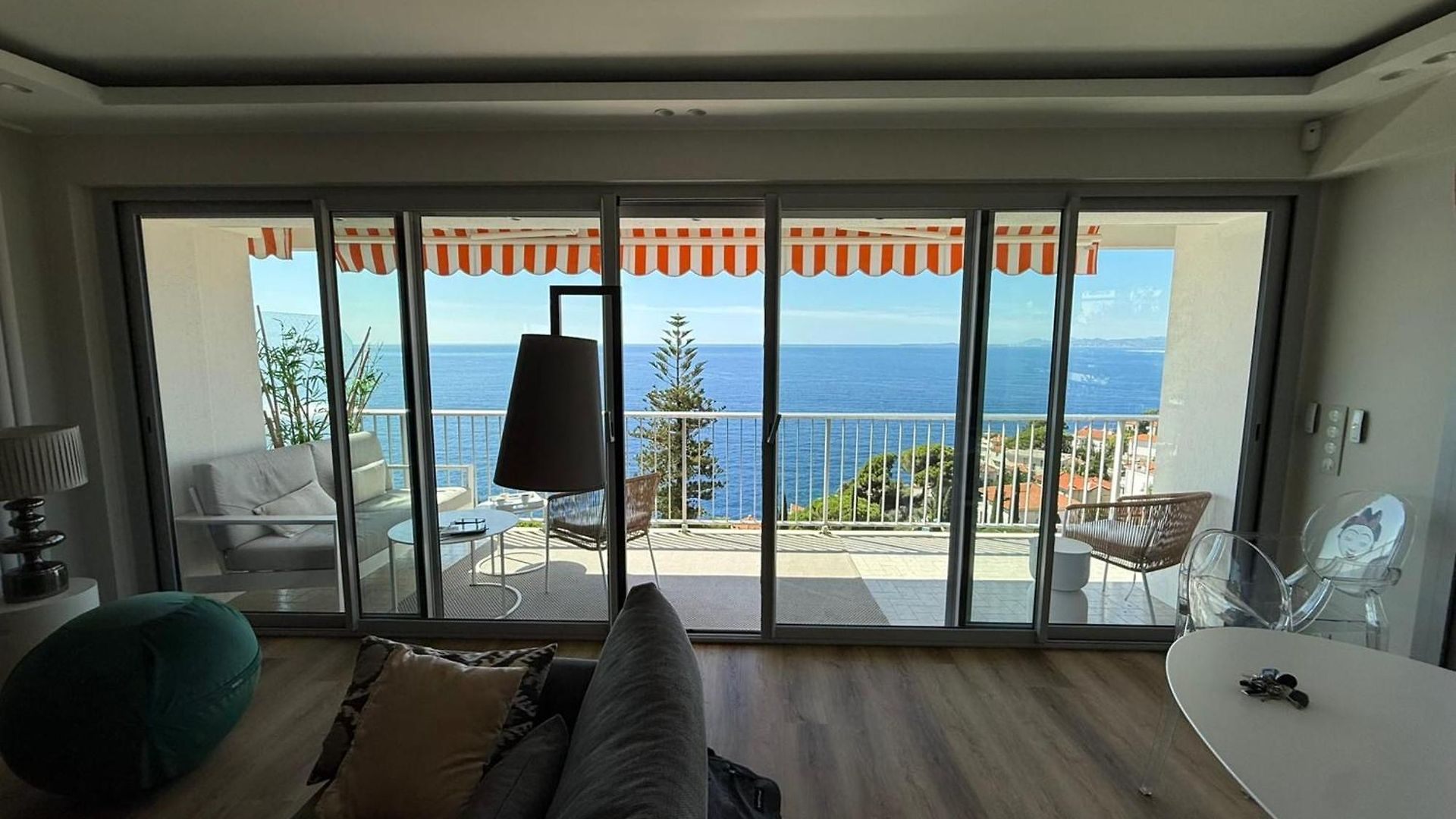 Superb With Exceptional Sea View *