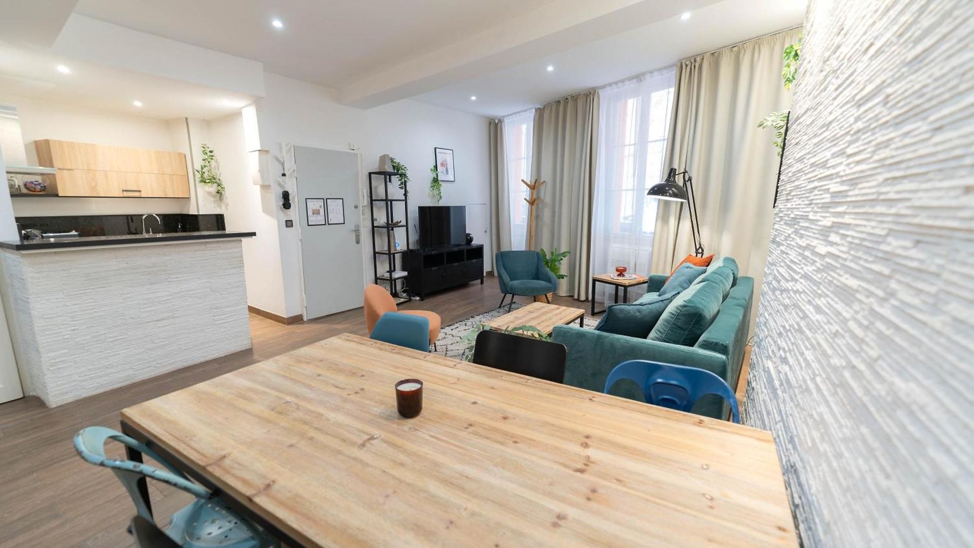 Appartement Ns Spacieux T3 Au Coeur Du Vieux *