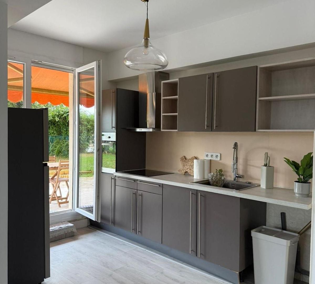 Apartment Beautiful 3 Bedroom With Garden Nice