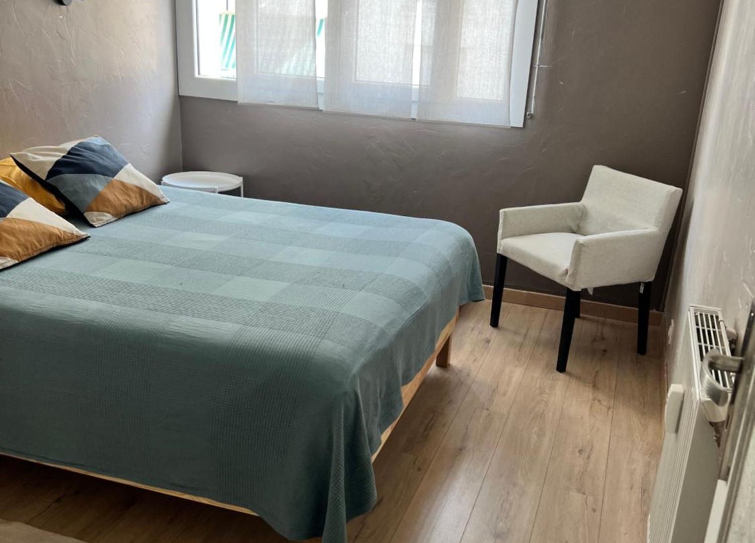 Appartement Bel Spacieux Avec Joli Balcon Arboré, Calme, Bien Situé, Centre