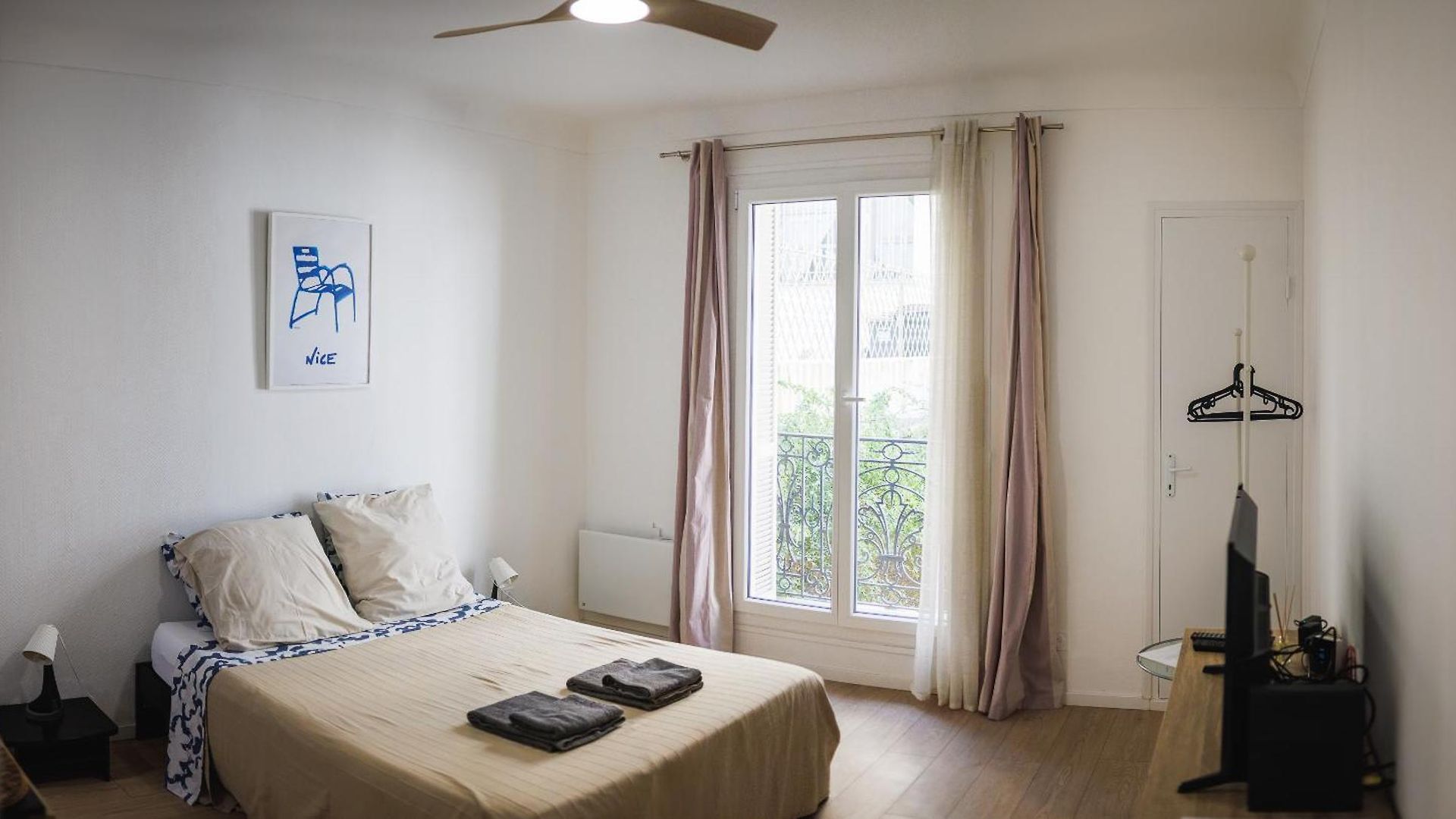 Et Salsa Promenade Des Appartement Nice