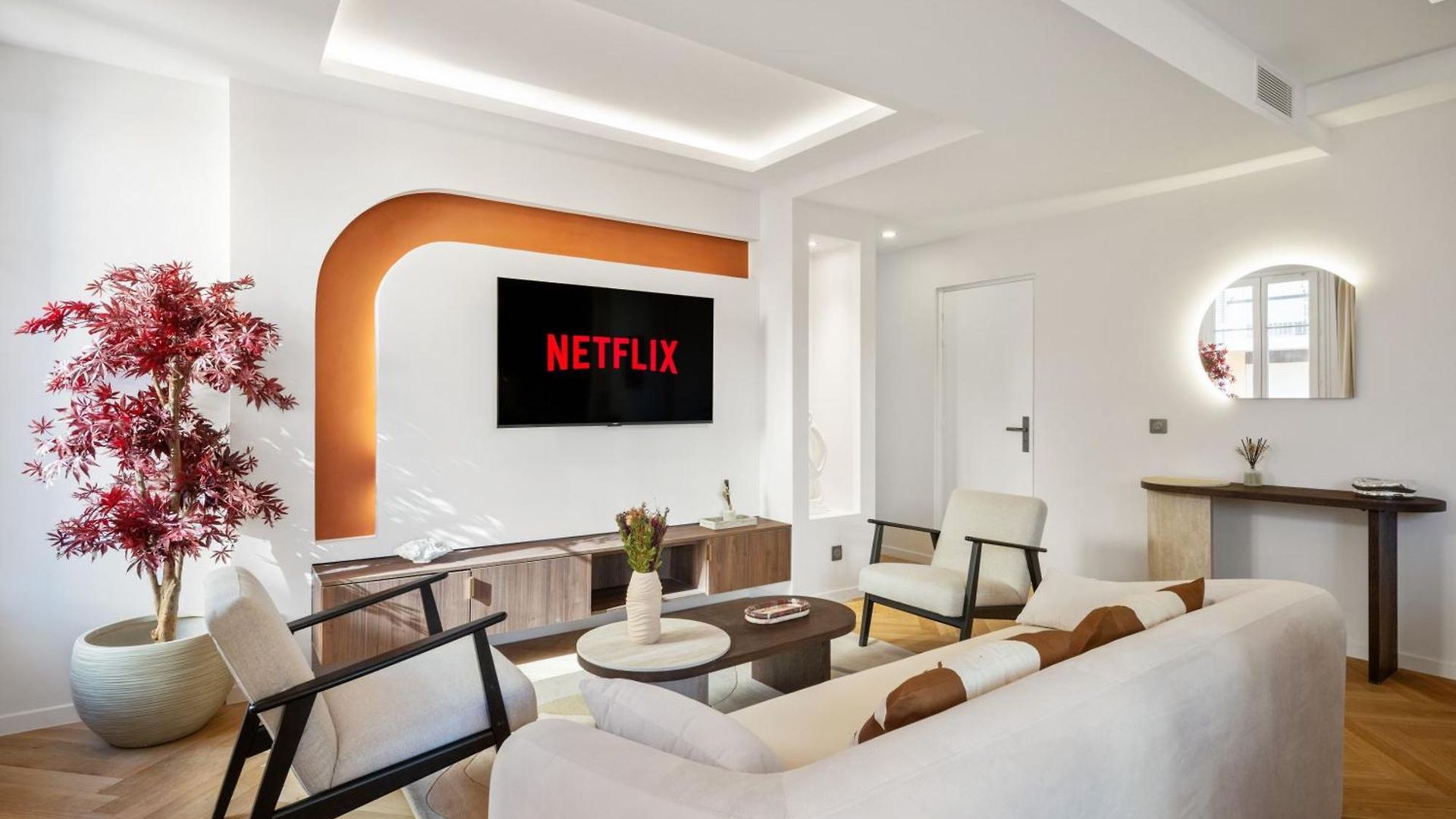 Luxueux, Spacieux Dans Le Quartier Du Port Apartment