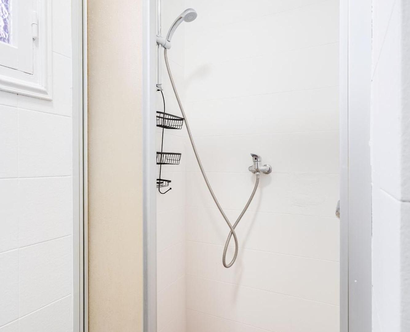 Apartment Renting - 6c France - Chic Pedestrian Zone Sea Massena