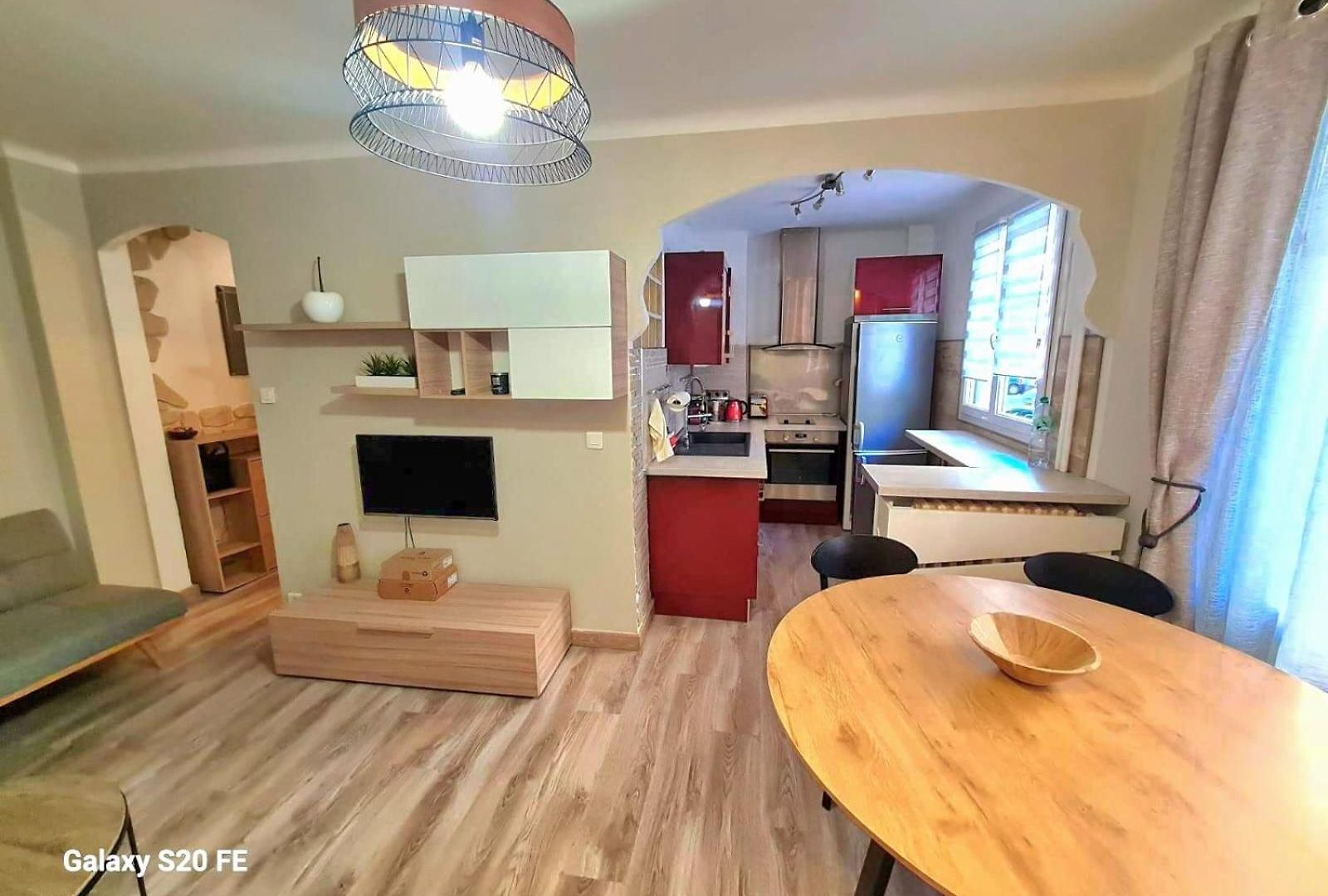 Cosy One Bedroom To Appartement Nice