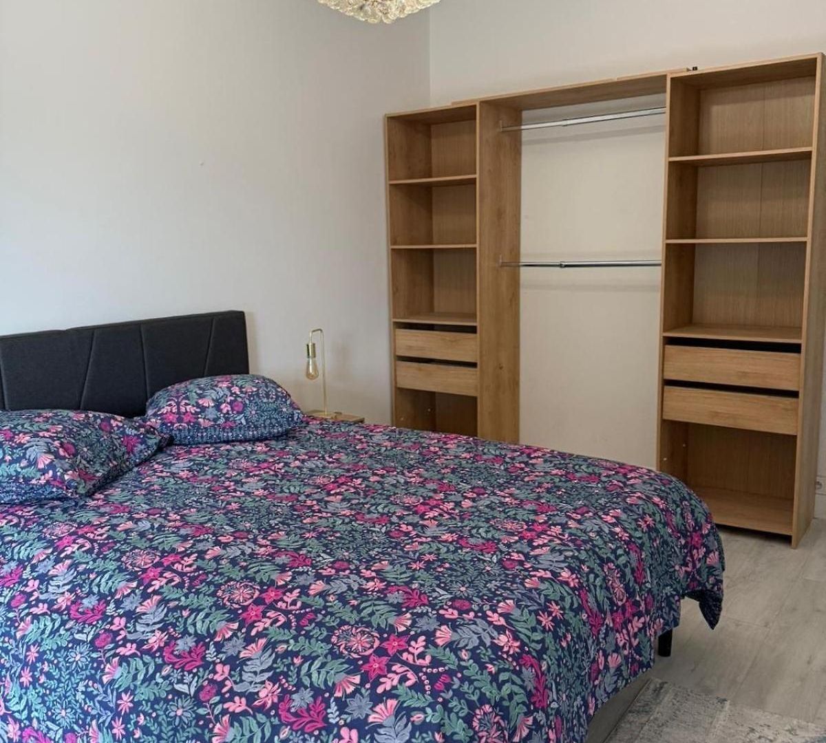 Beautiful 3 Bedroom With Garden * Nice