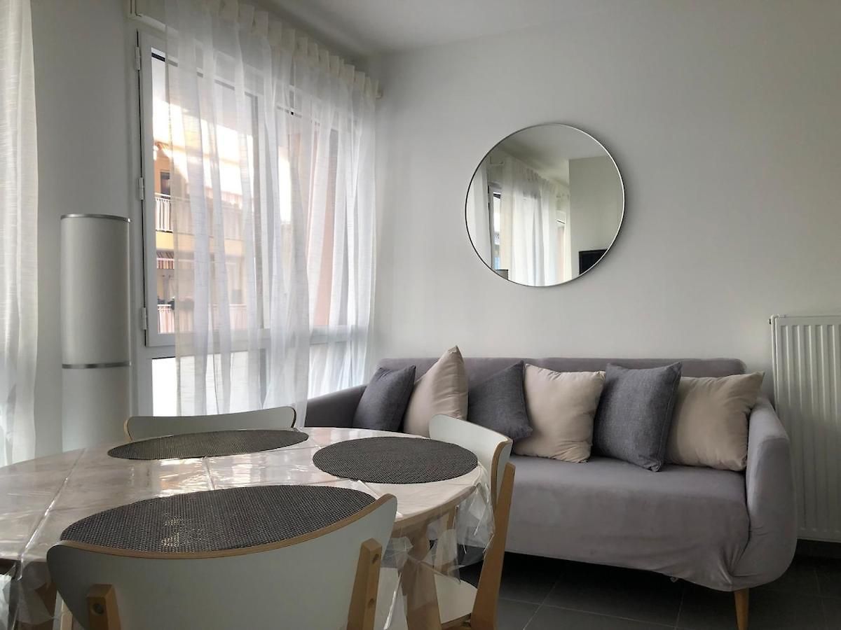 Modern Flat - Ac - By Port, Old Town & Train Station * Nice