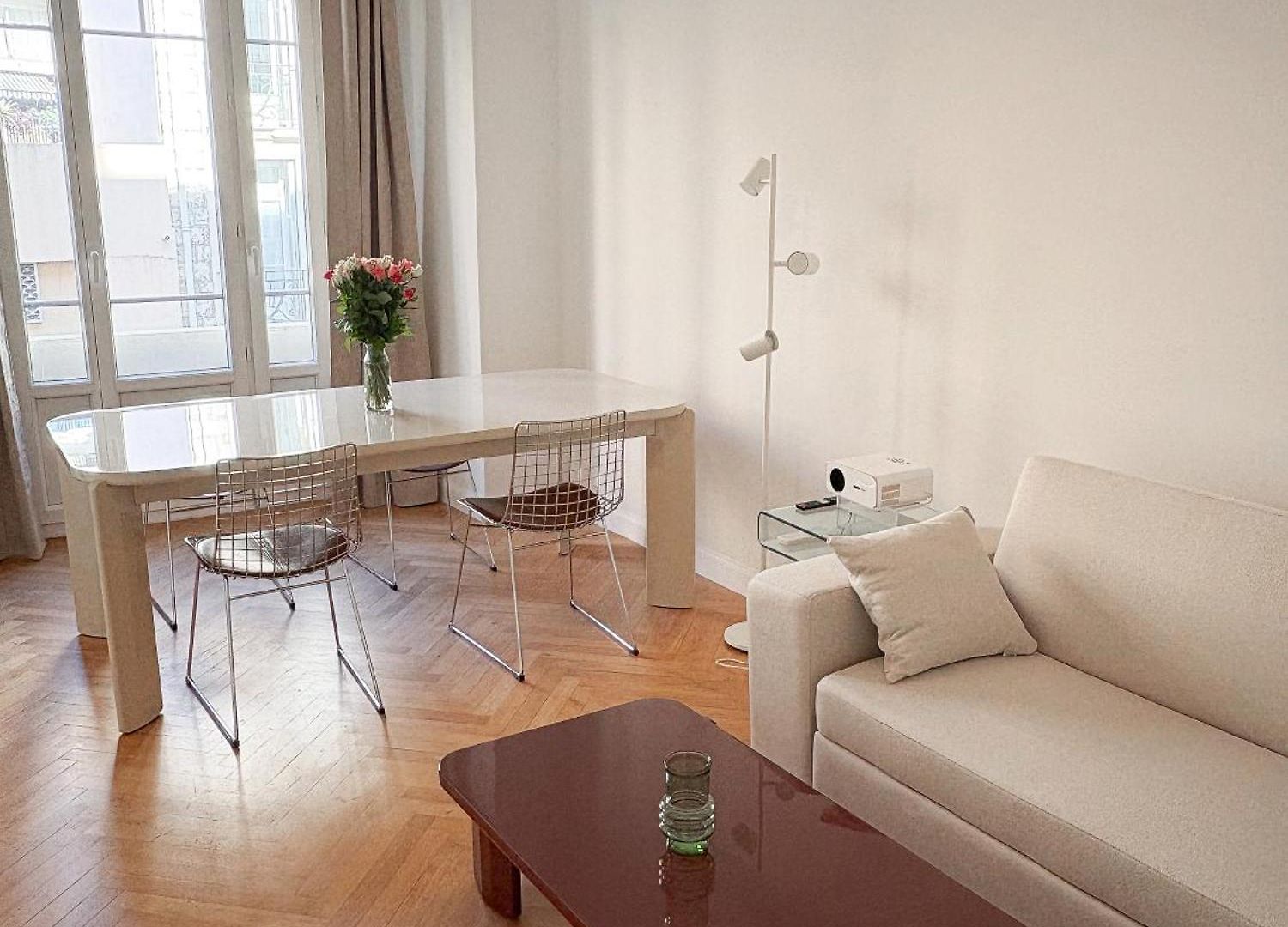 Appartement Center - Spacious Luxury With Air Conditioning