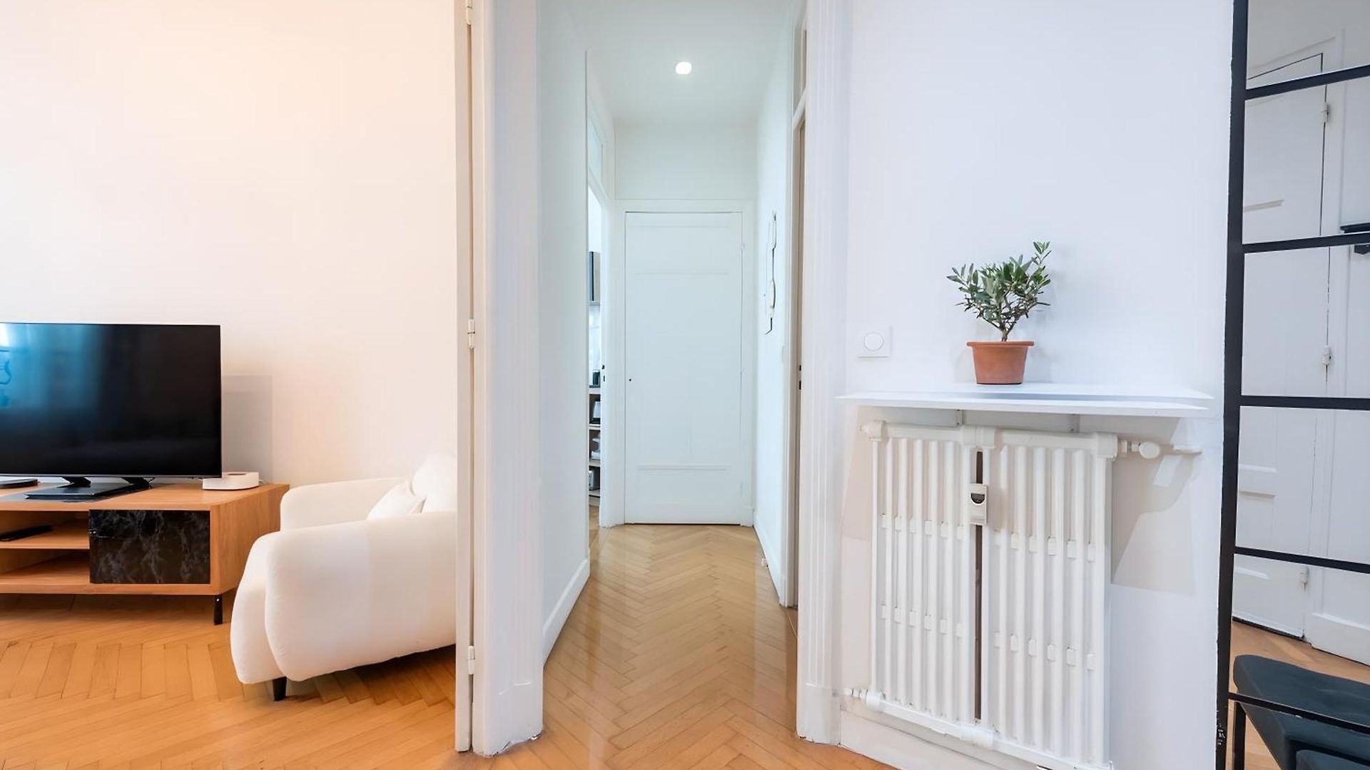 Azur Elegance Air Conditioning 8 Min Sleeps 6