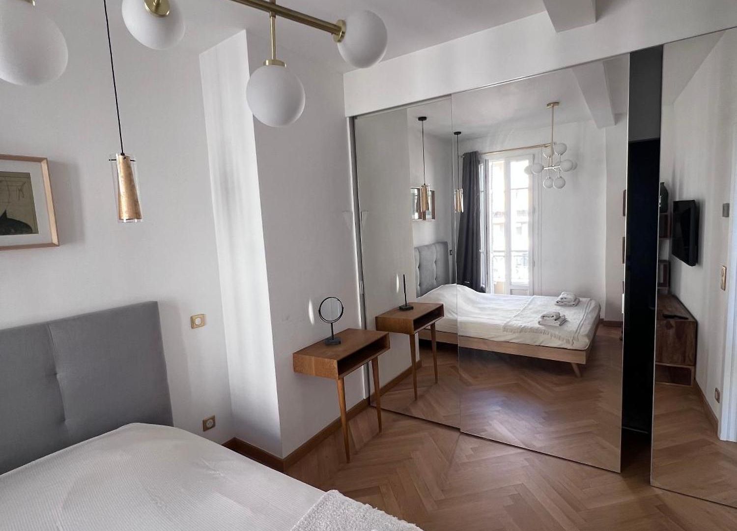 Prestige Sur La Promenade Des Nice