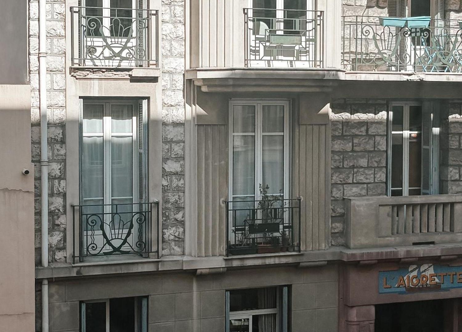 Appartement Center - Spacious Luxury With Air Conditioning *