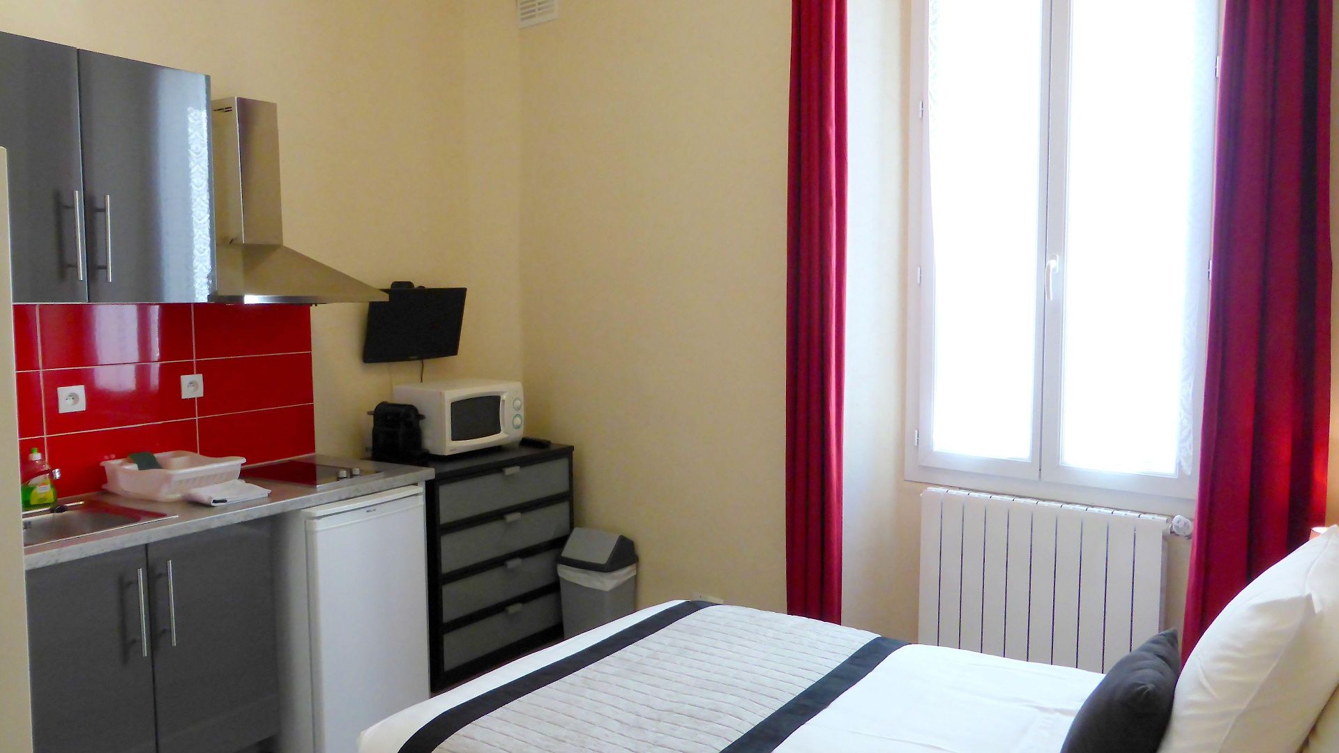 Ammi Massena Hotel