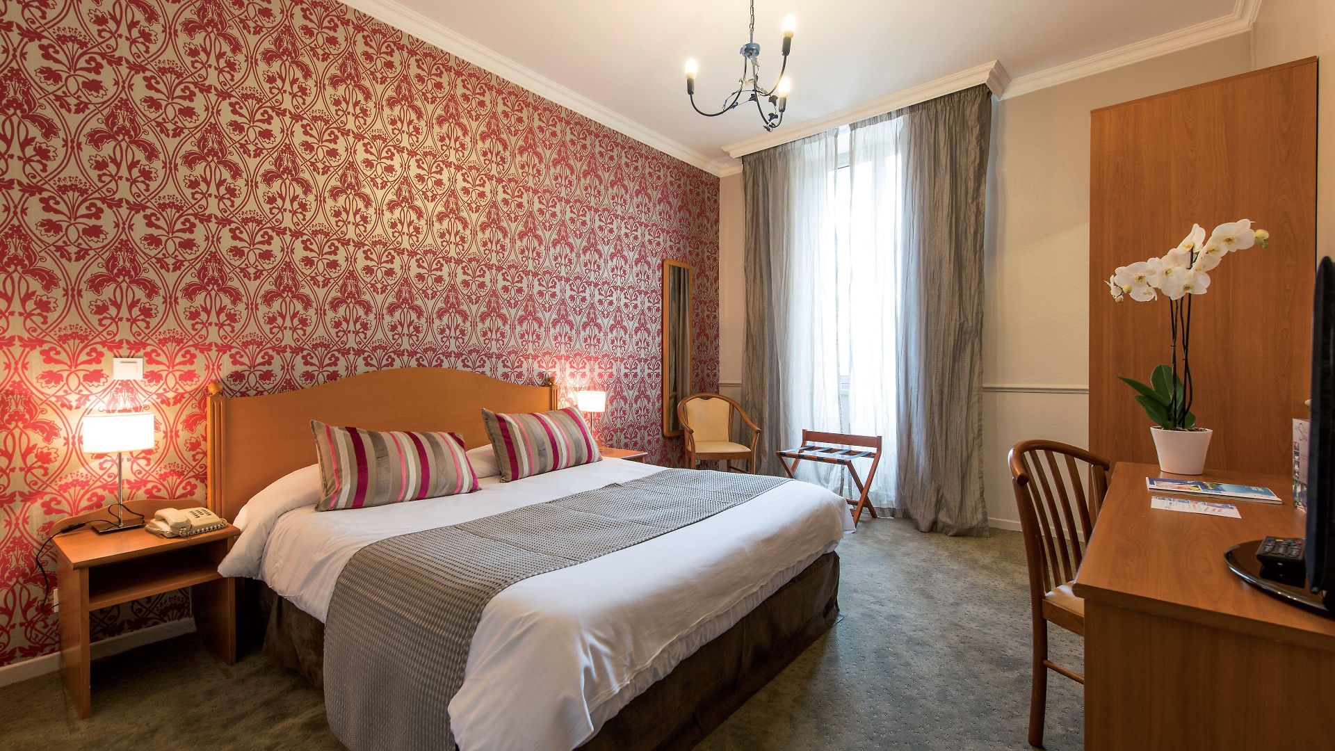 Le Royal Promenade Des 3*