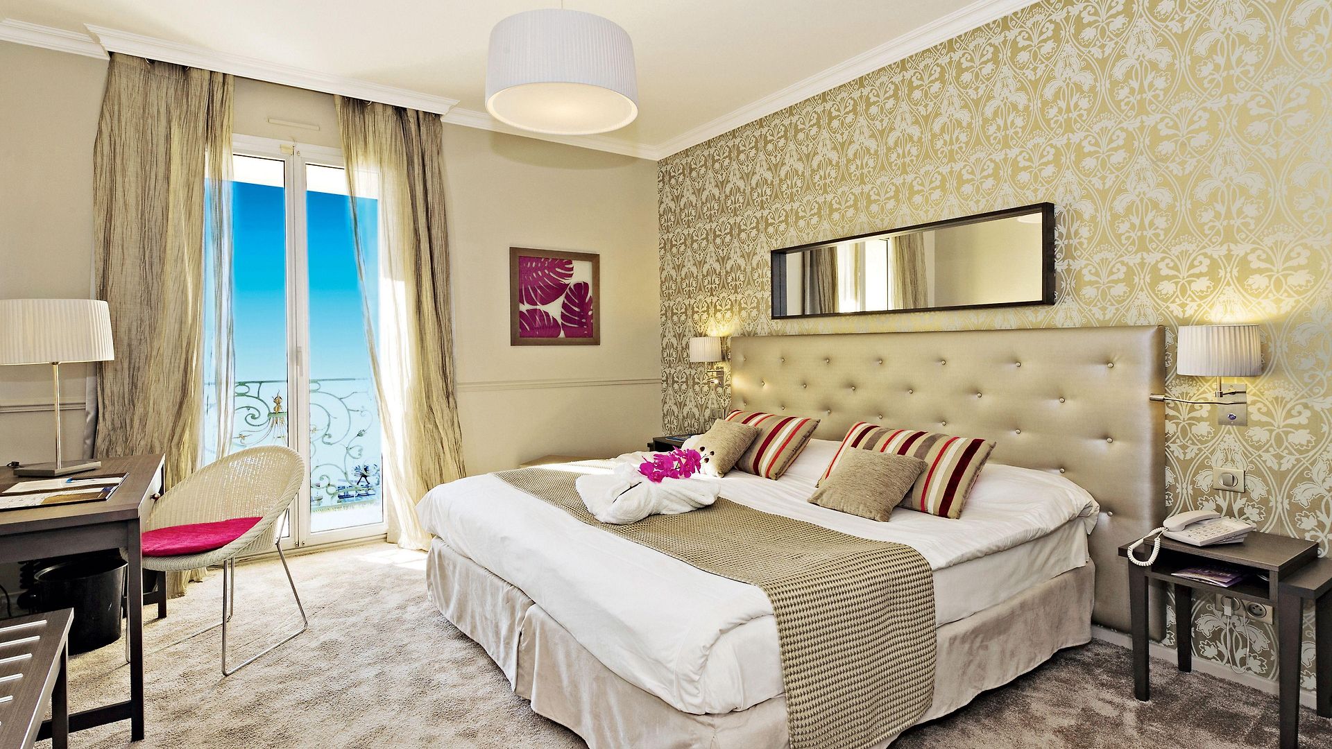 Le Royal Promenade Des 3*