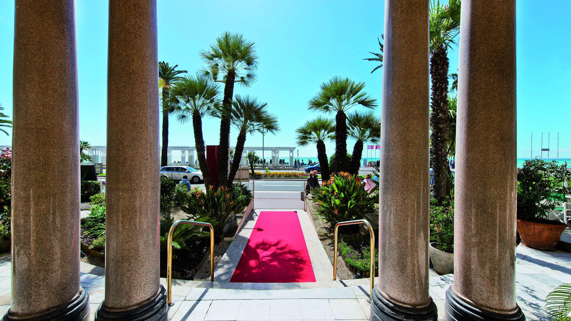 Le Royal Promenade Des
