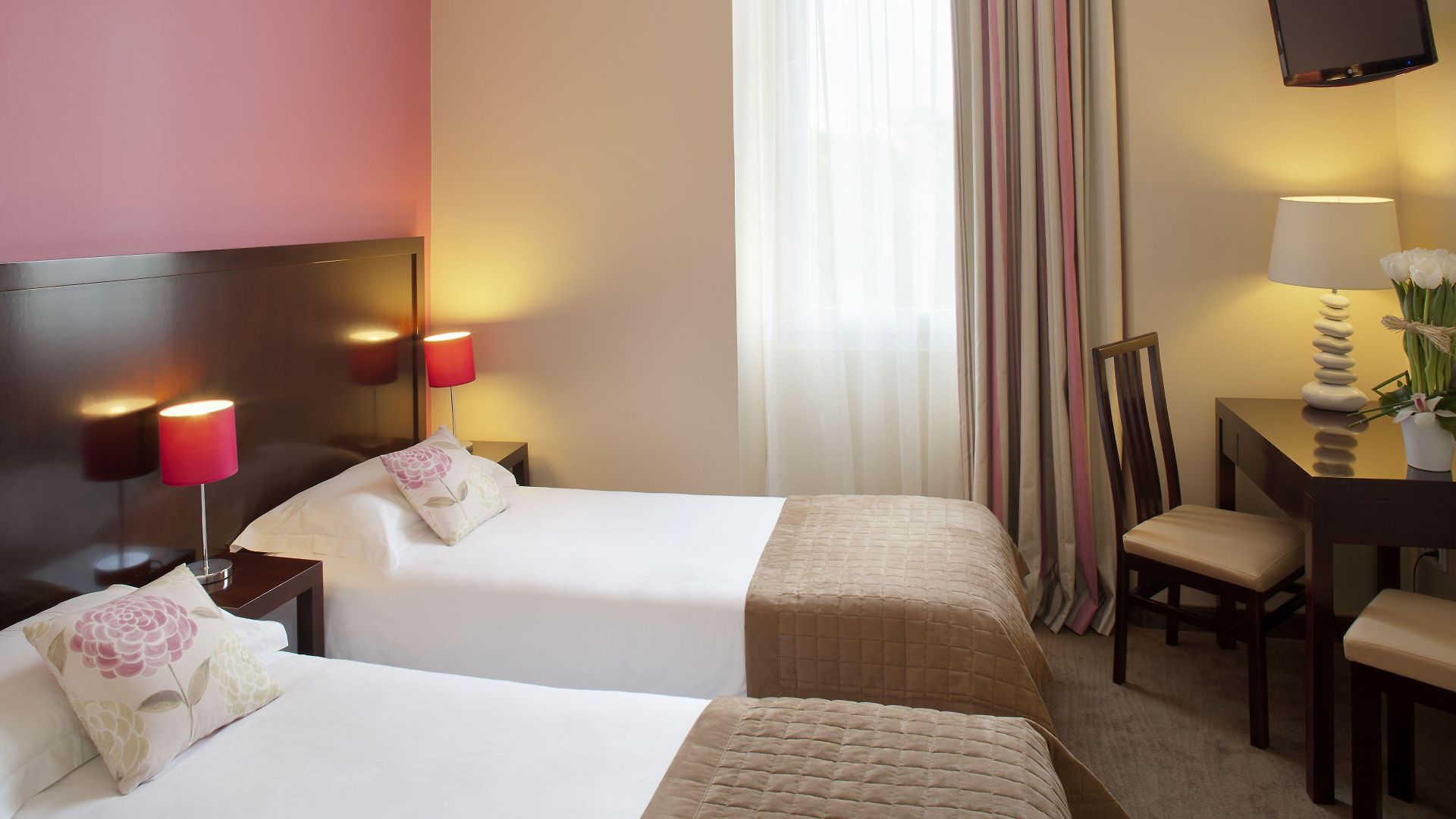 Relais Acropolis Hotel 3*