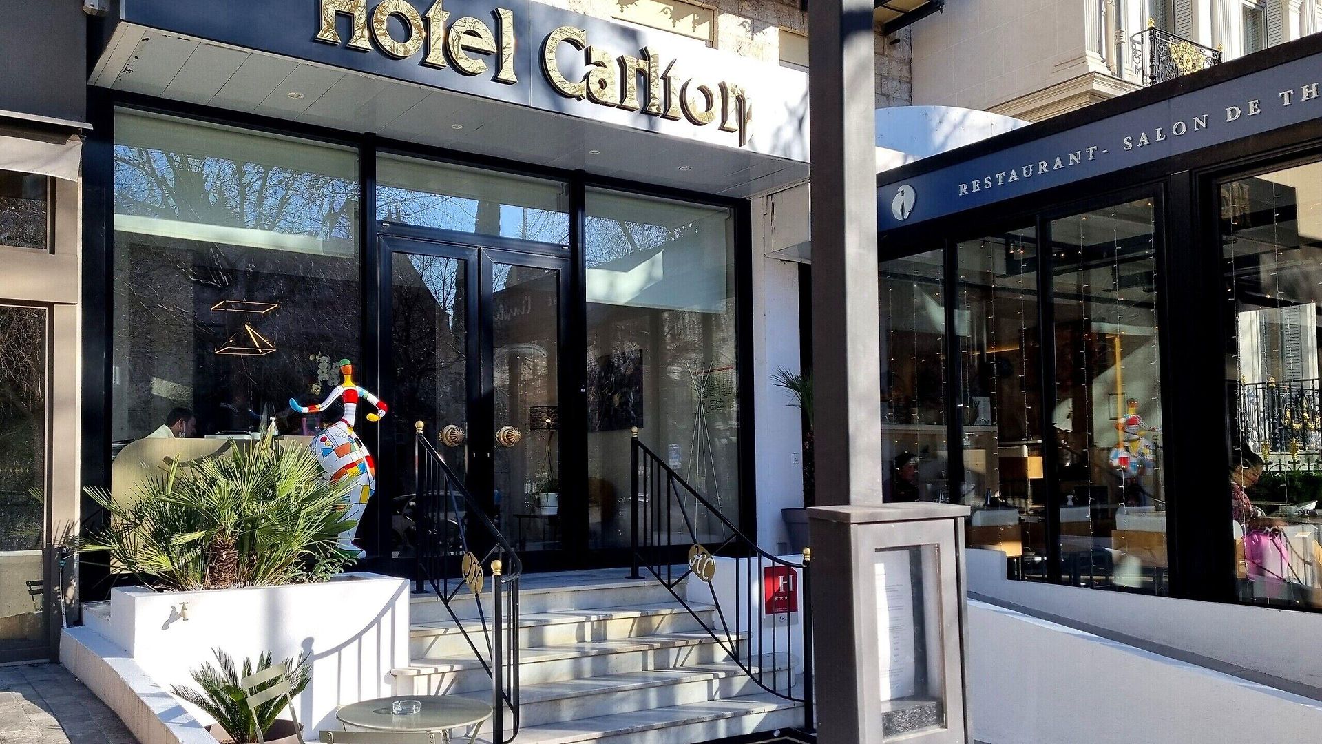 Carlton Hotel 3*