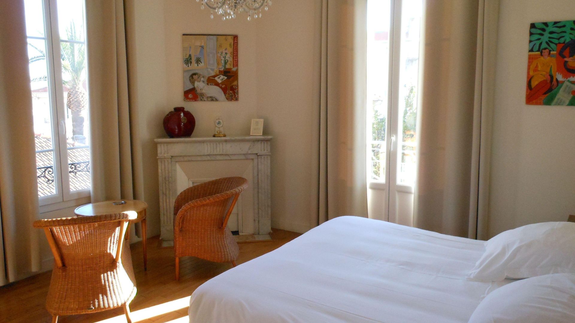 Les Cygnes Hotel