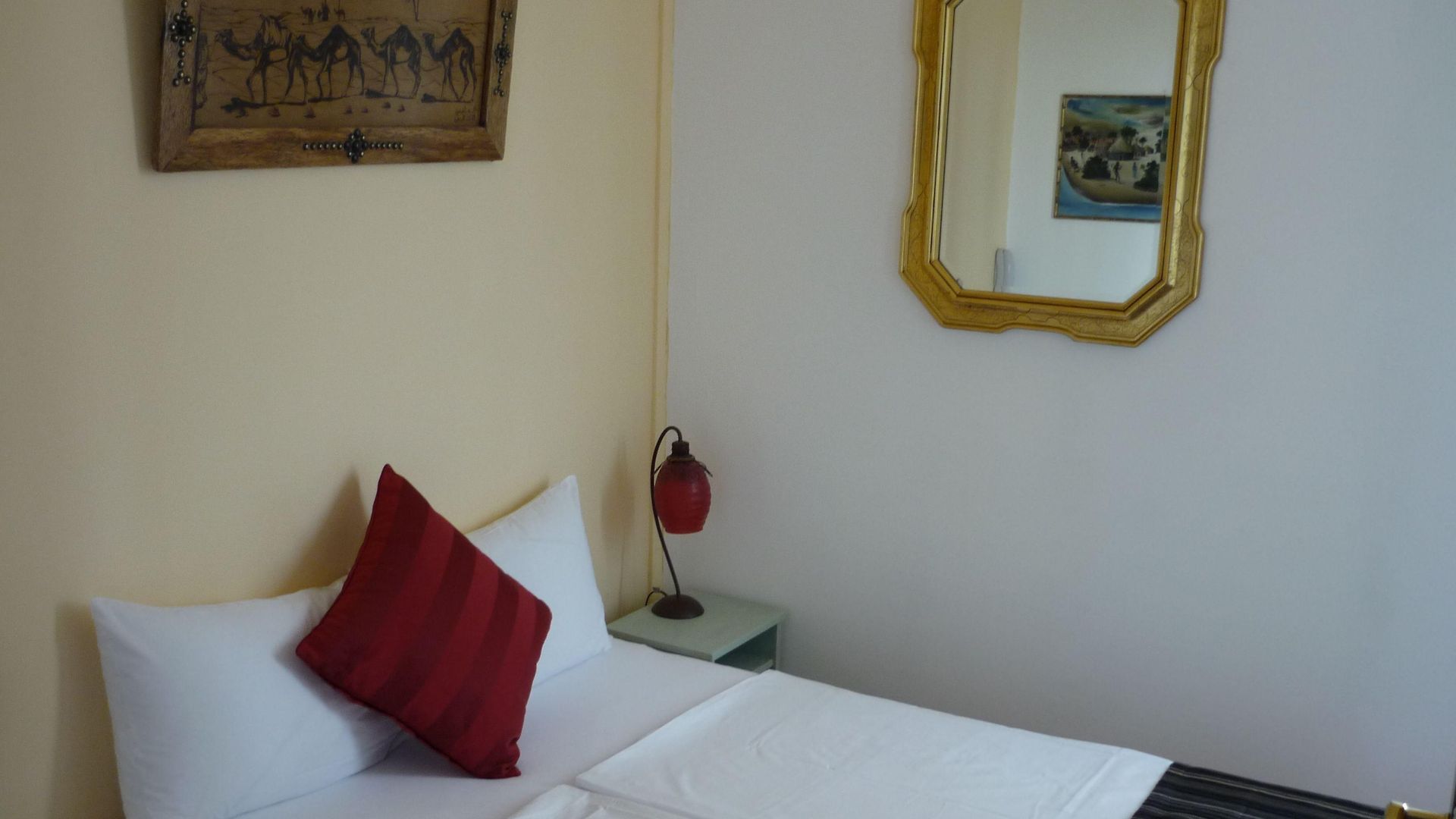 Logis Victorine Hotel 2*