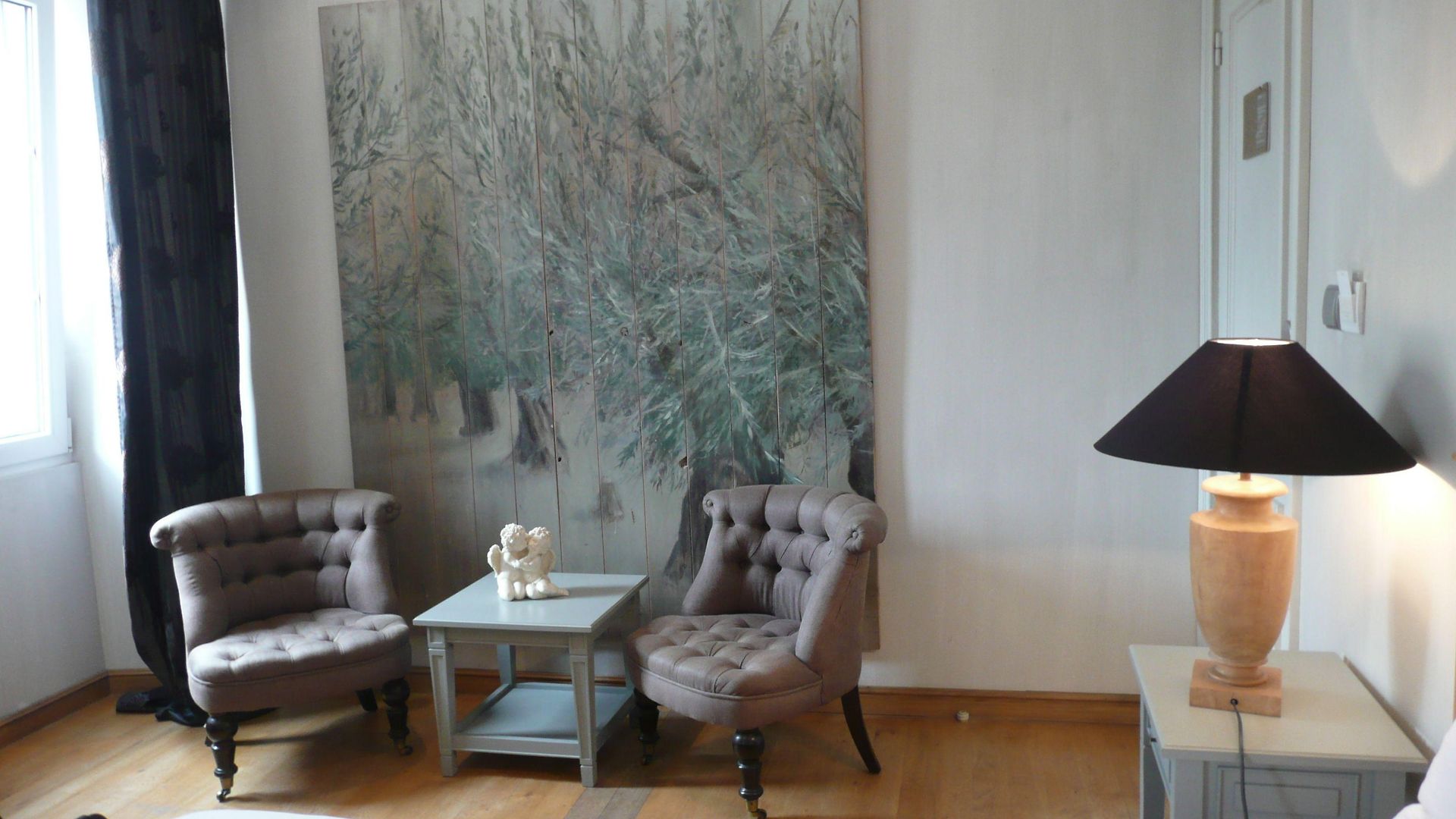 Hotel Le Petit Trianon Et Le Charme Des 2*