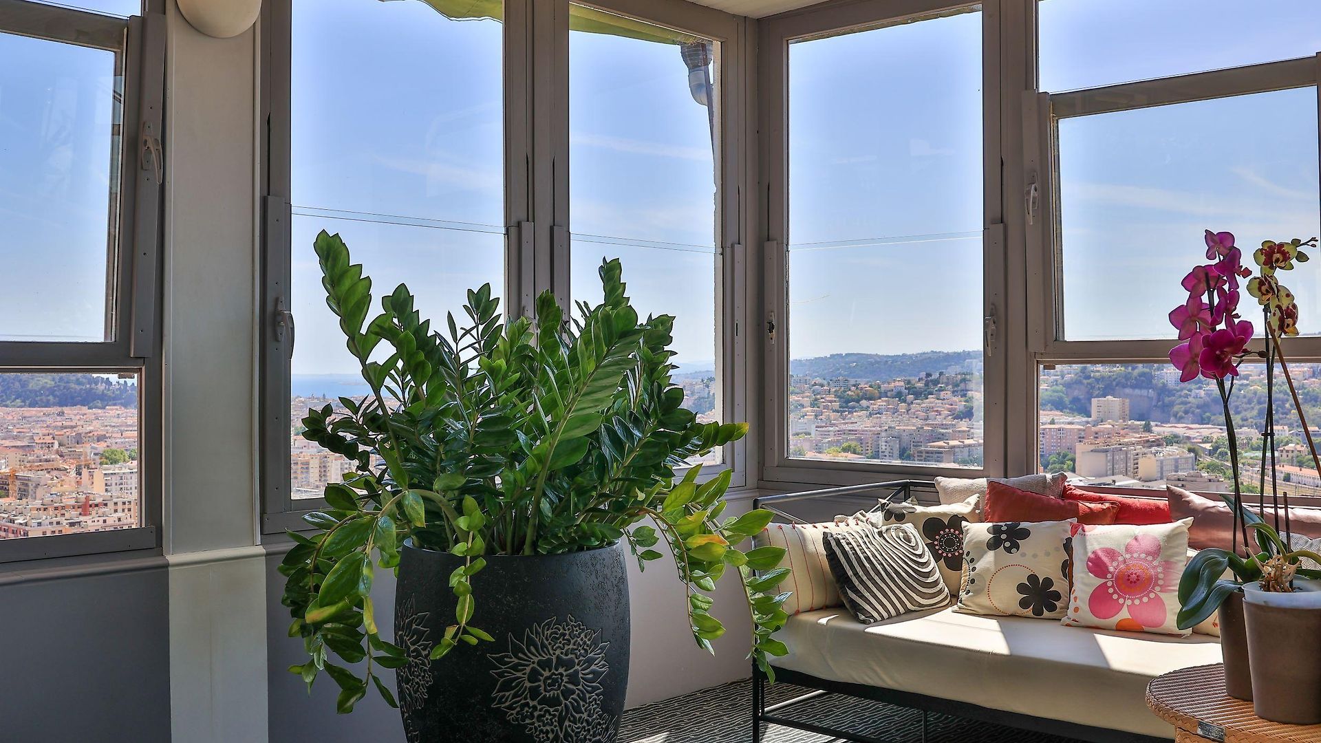 Le Panoramic Boutique 2*