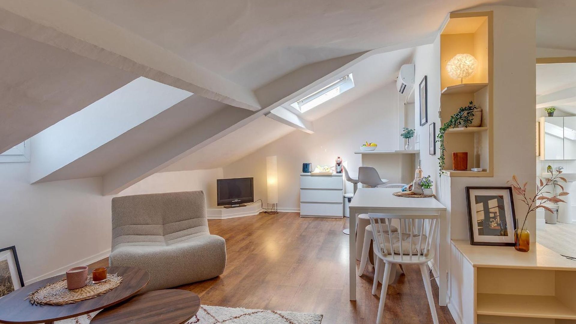 Attic Urban Ap4485 By Riviera Homes Appartement Nice