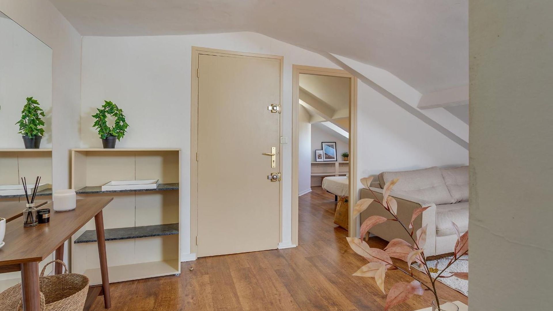 Appartement Attic Urban Ap4485 By Riviera Homes *