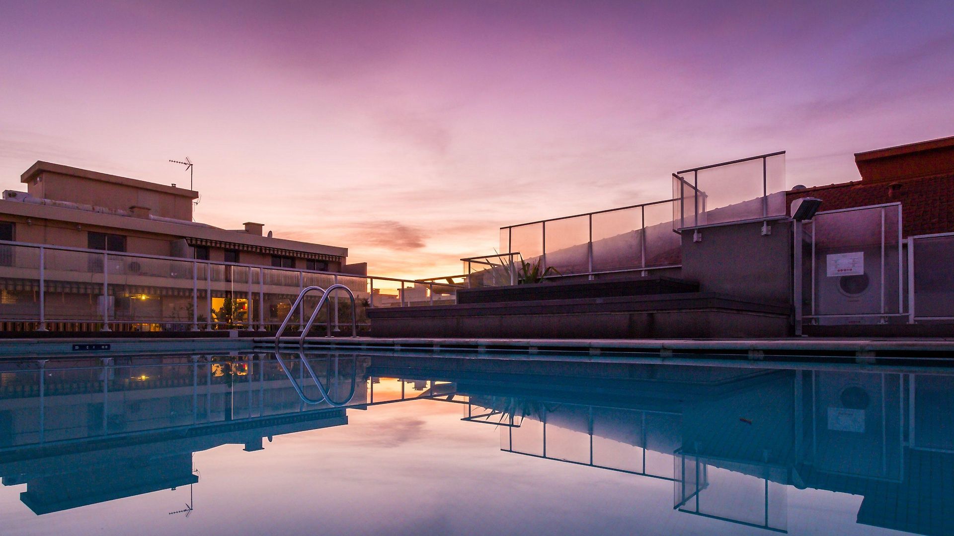 Adagio Centre 3*