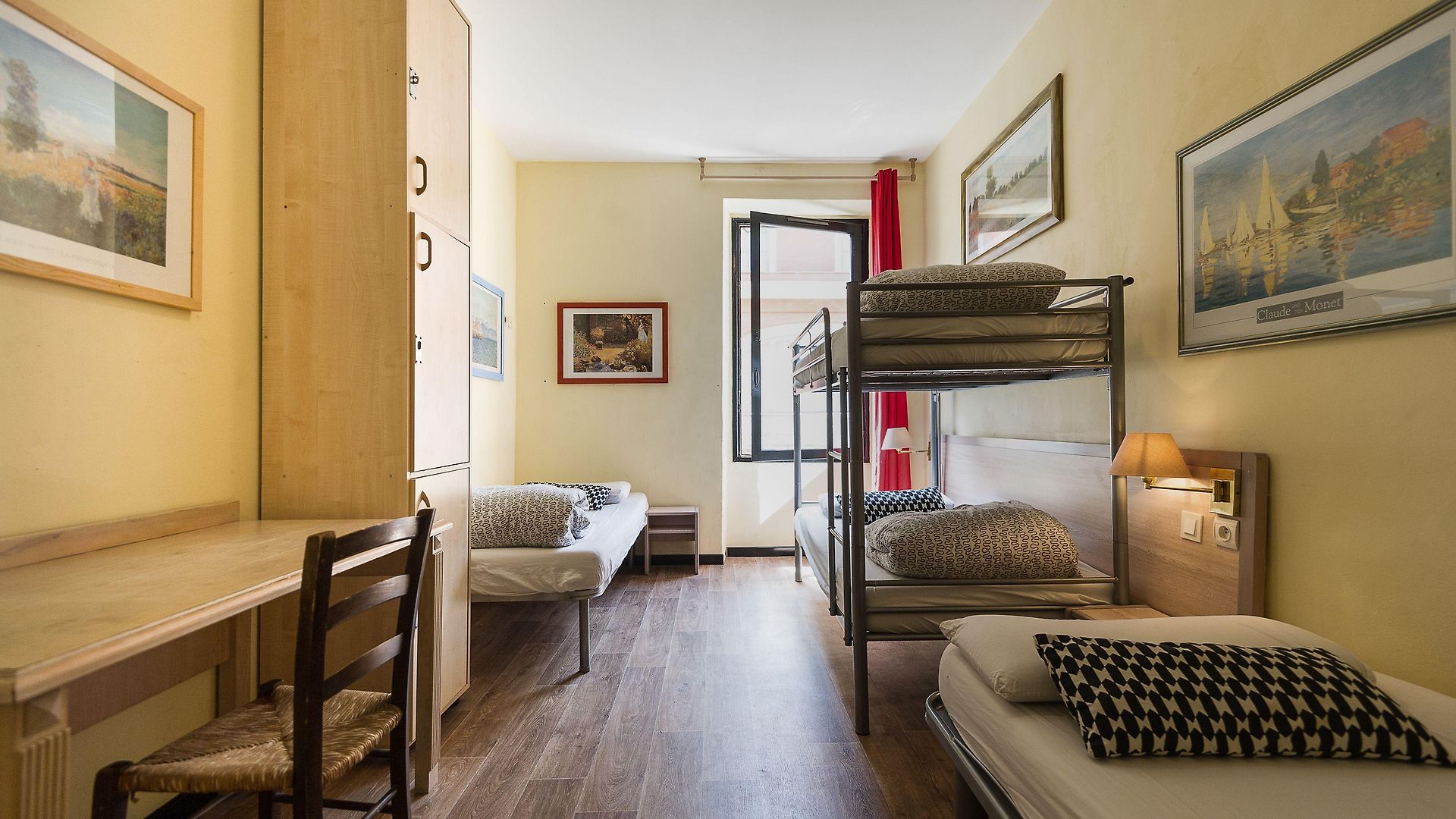 Auberge de jeunesse Saint Exupery