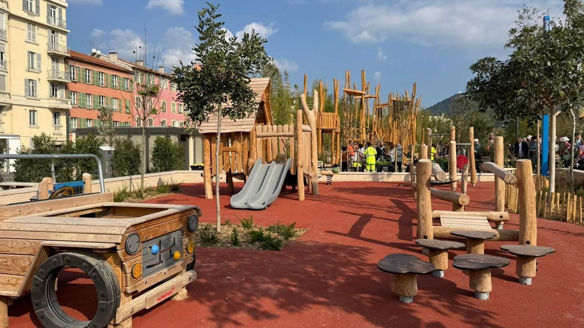 Adagio Access Garibaldi 2*