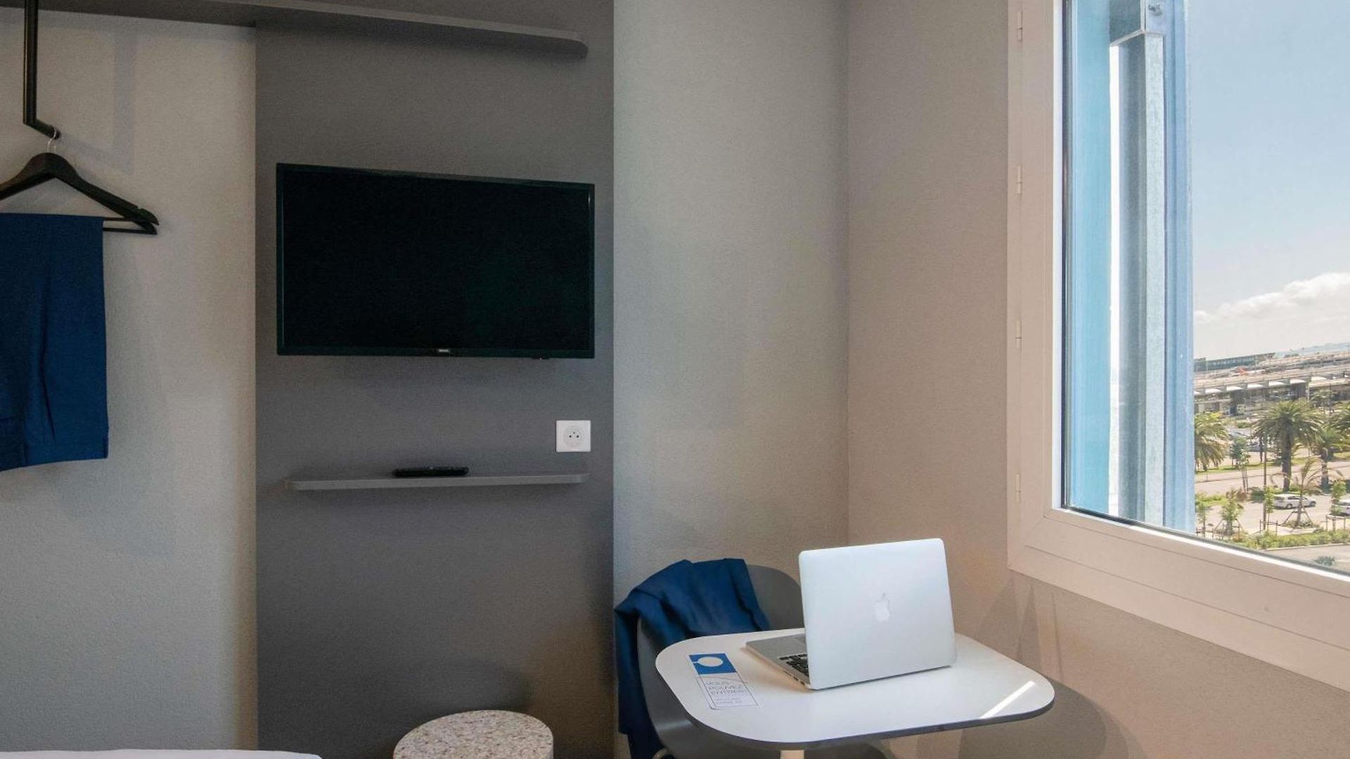 Ibis Budget Aeroport Hotel 2*