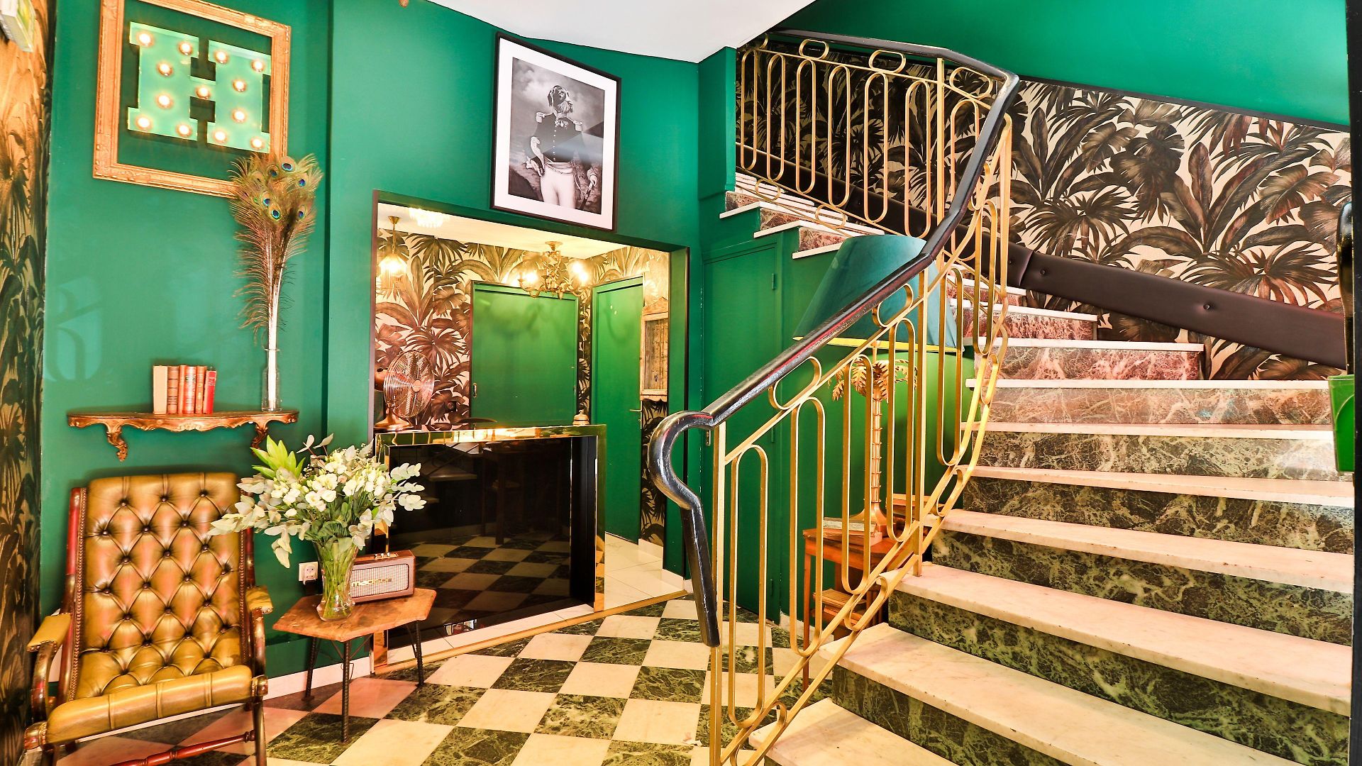Le G Hotel