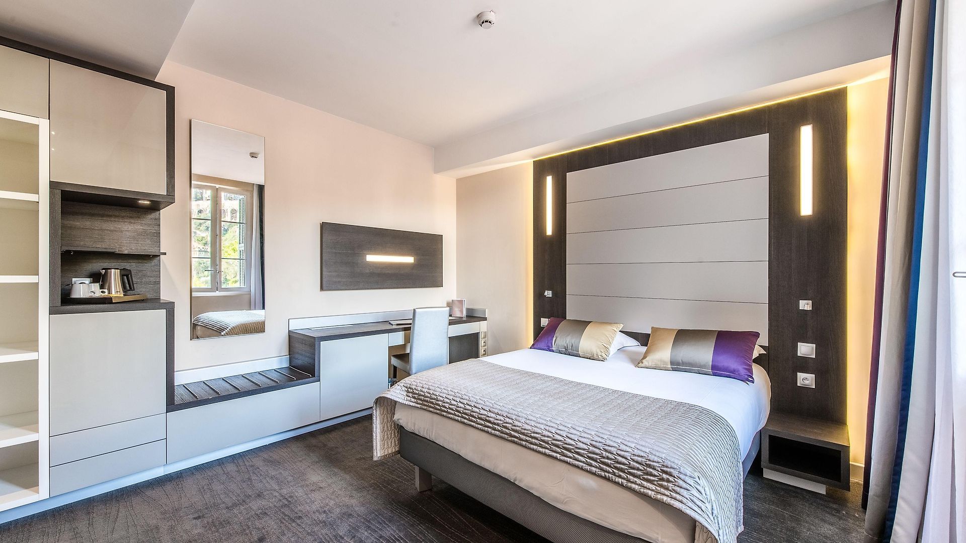 Le Saint Paul Hotel 3*