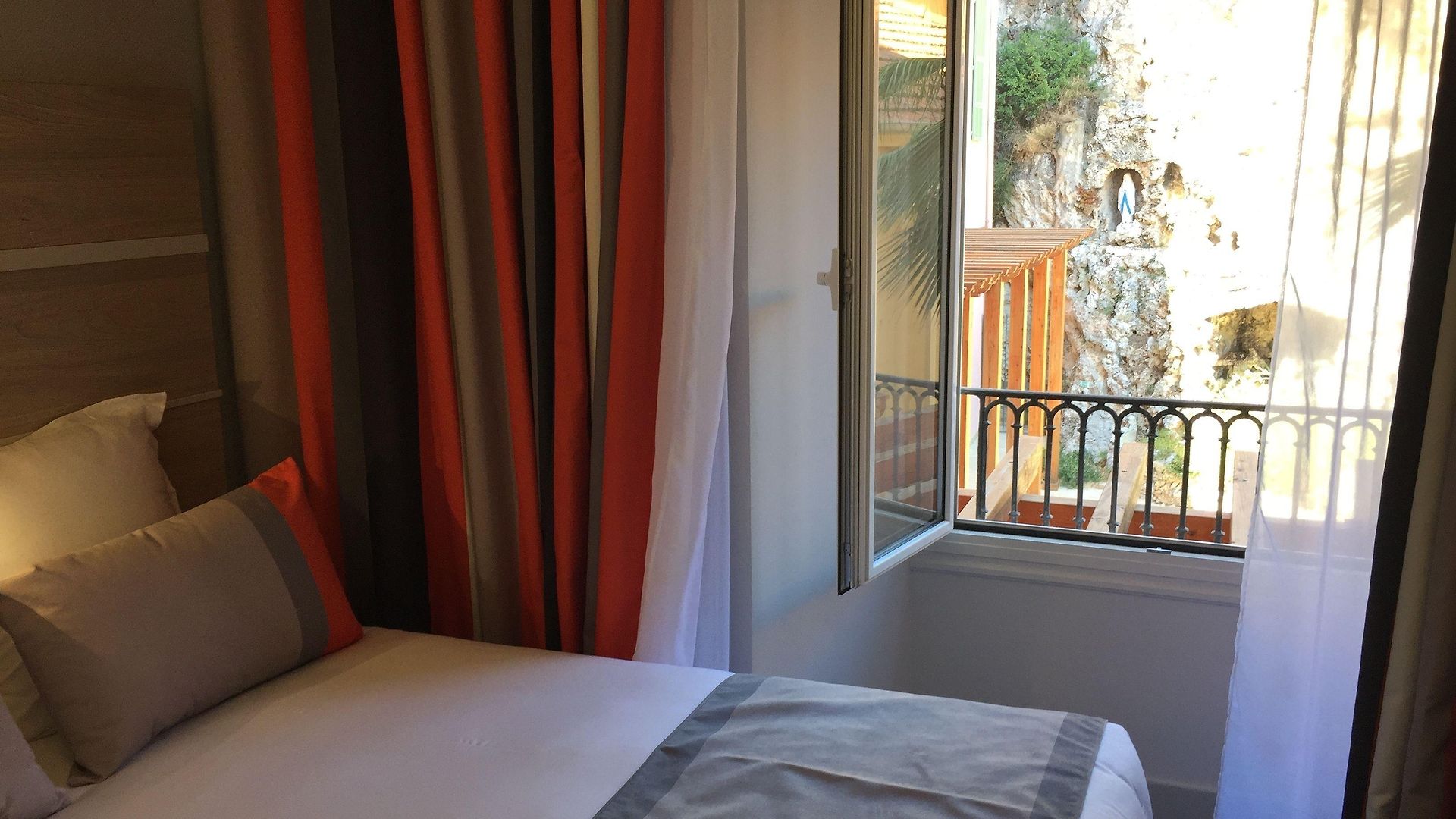 Hotel Le Saint Paul 3*