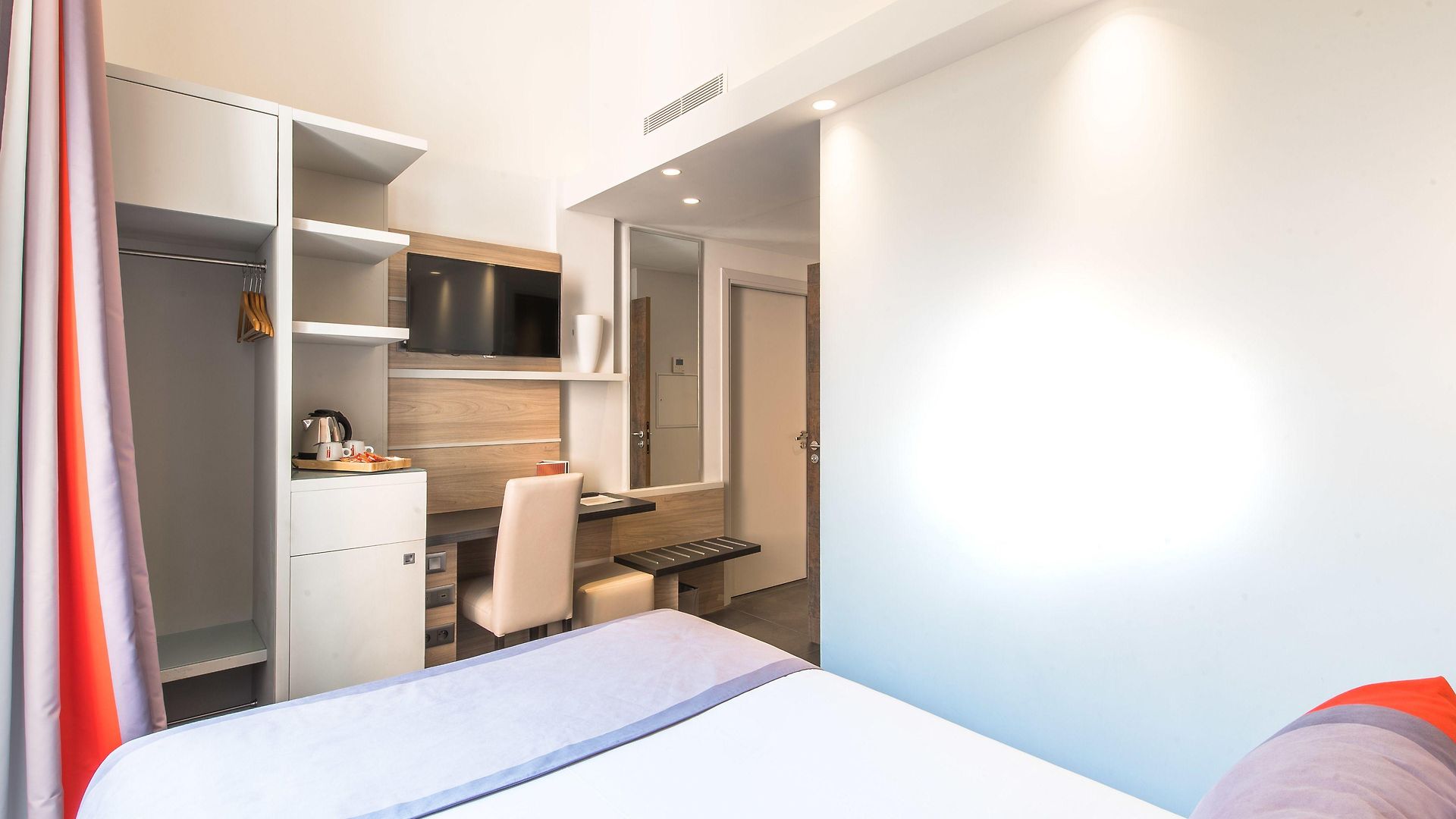 Le Saint Paul Hotel