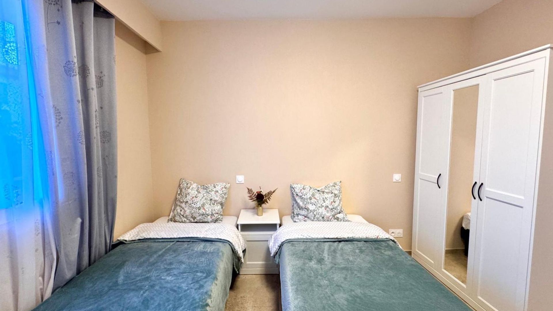 Appartement Moderne 3 Pièces Climatisé Avec Balcon, à 2 Min