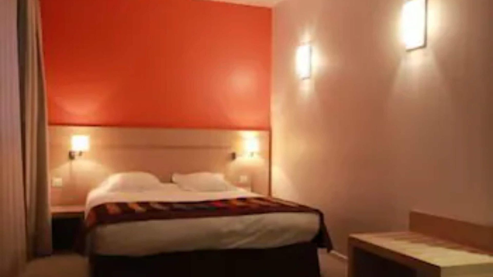 Hotel Esatitude 3*