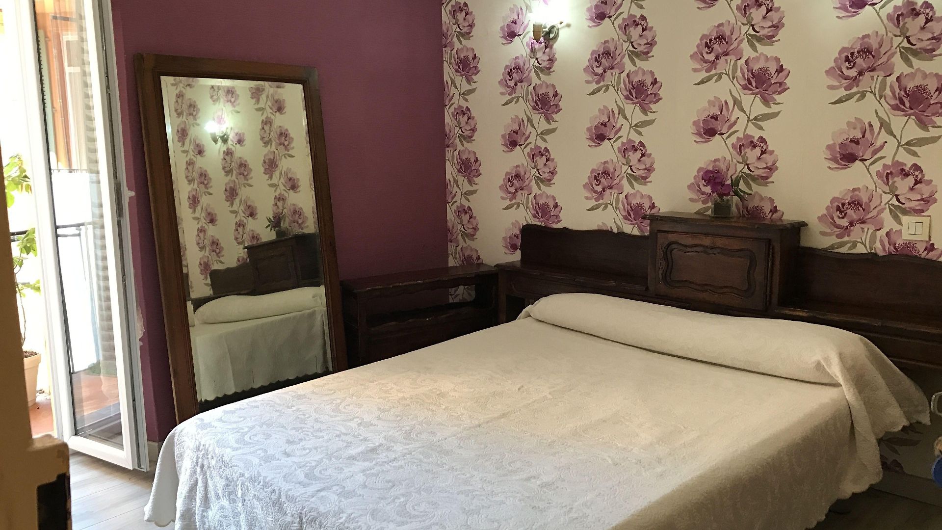 Au Picardy Hotel *