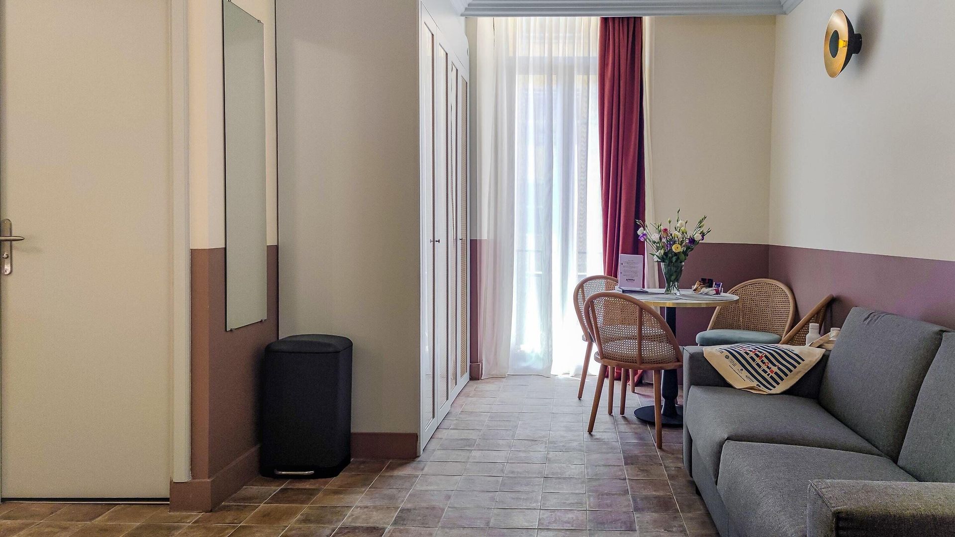 Au Picardy Hotel Nice