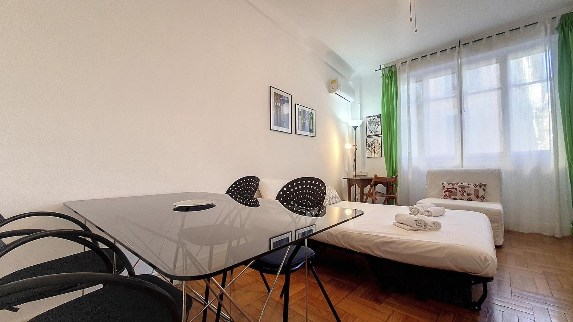 Nestor&jeeves - Roxane - Near Negresco - Close *