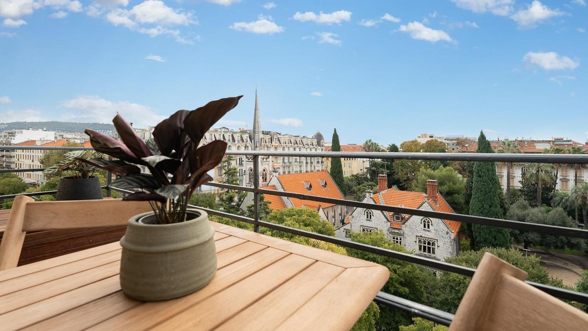 Renting - Hugo - Luxury Honeymoon Terrace Park View Free Parking Appartement Nice