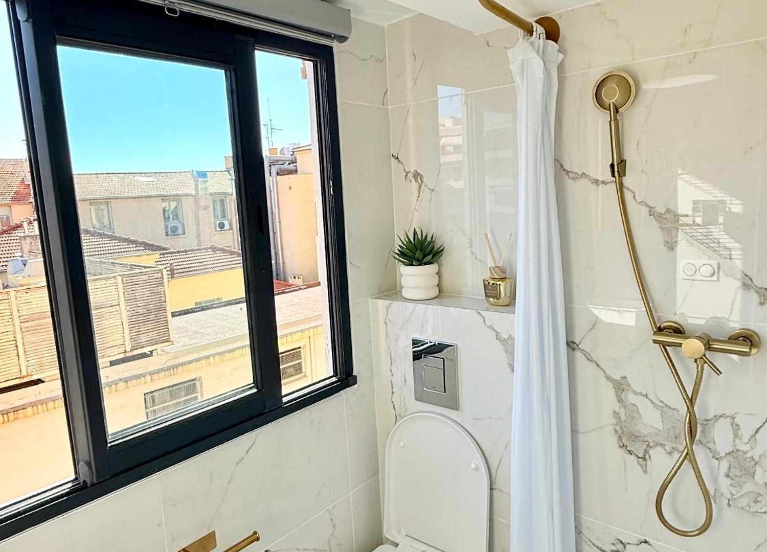 Apartment Place Massena - Small Peaceful Haven