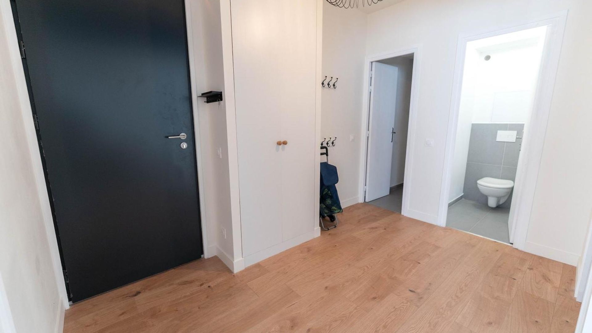 Appartement Grand Idéal Famille, Proche Plage, Bon Emplacement Pour Visiter La Côte D'azur