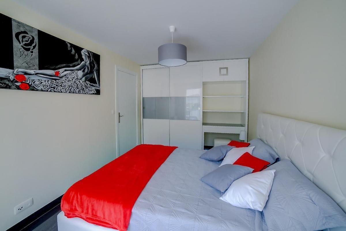 Apartment Luxueux Entier 3 *