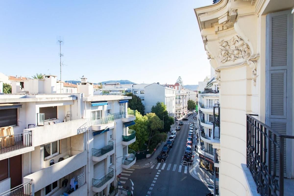 L10 Clemenceau Central, Next Train Station Nice